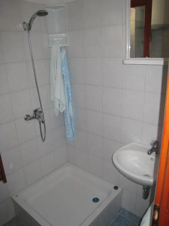 Apartments Selez Mandre