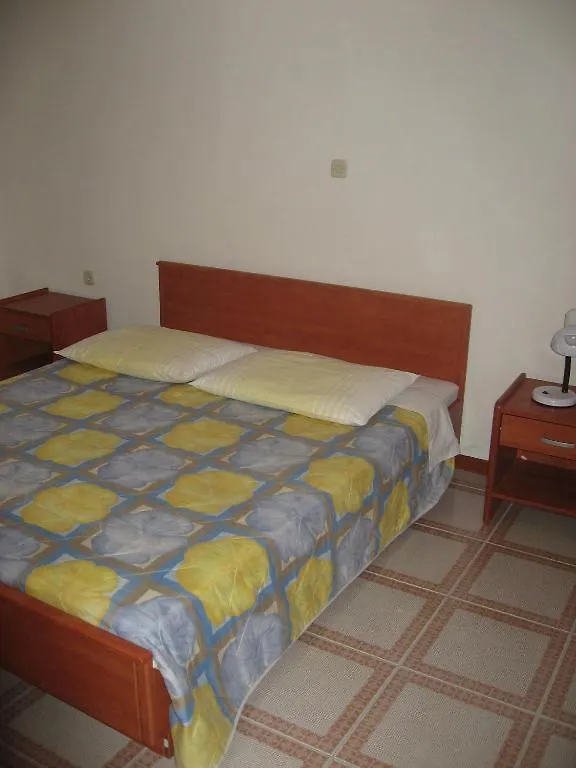 Apartments Selez Mandre